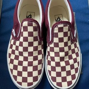 Girls Vans slip ons